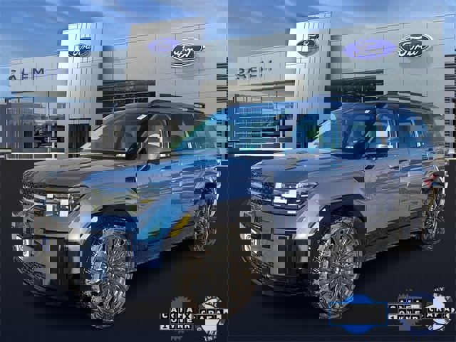 Used 2025 Hyundai Santa Fe Calligraphy w/ Tow & Go Package image 6