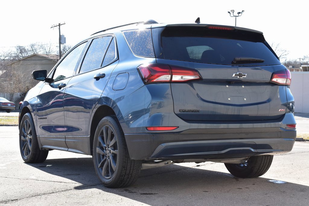 Used 2024 Chevrolet Equinox RS w/ LPO, Floor Liner Package image 2