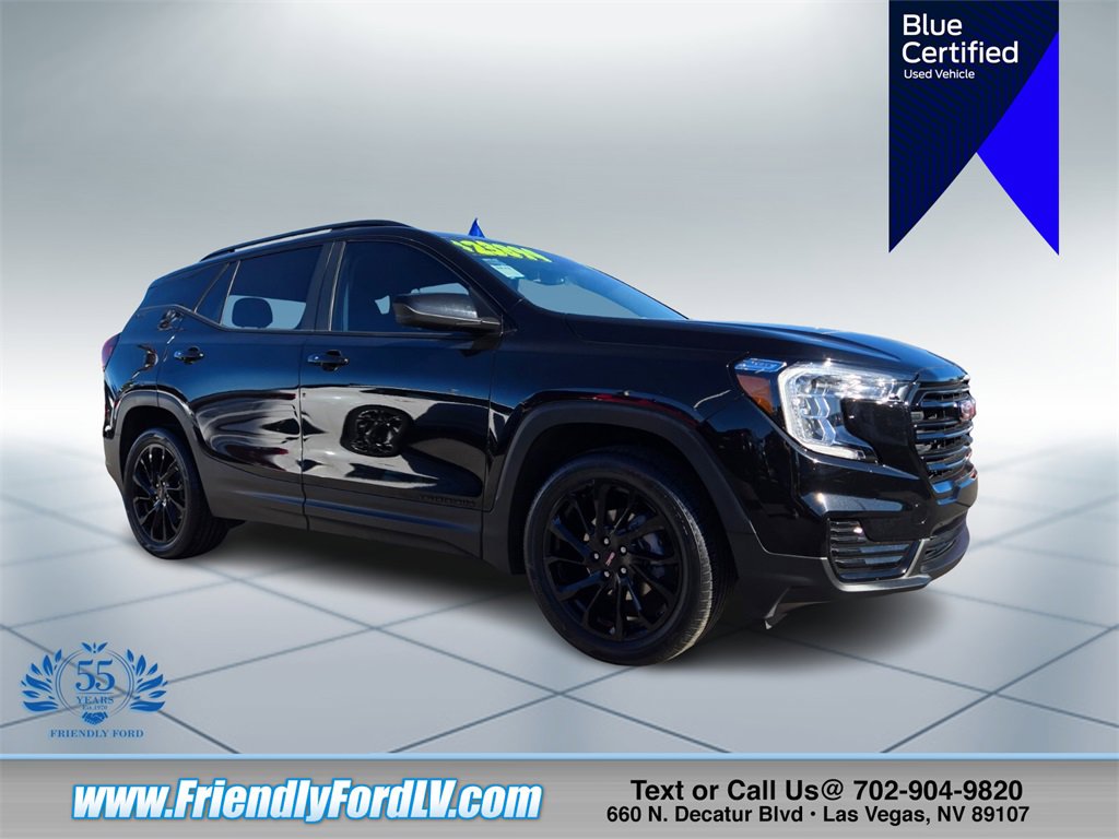 Used 2023 GMC Terrain SLE w/ Driver Convenience Package image 1