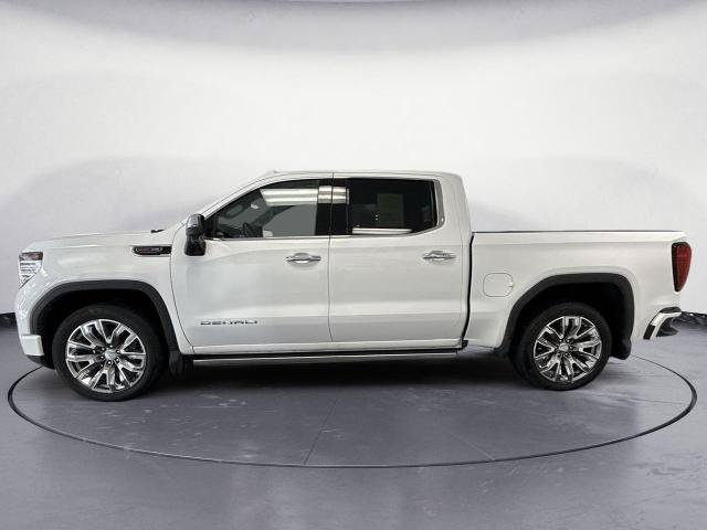 Used 2023 GMC Sierra 1500 Denali w/ Denali Reserve Package AWD/4WD image 5