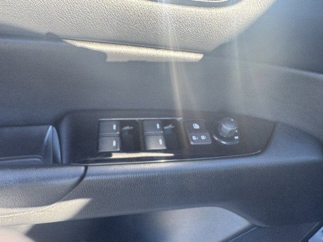 Used 2025 MAZDA CX-5 AWD 2.5 S w/ Preferred Package image 12