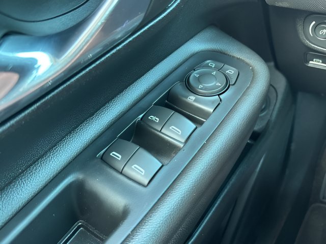 Used 2023 GMC Terrain SLE w/ Driver Convenience Package AWD/4WD image 17