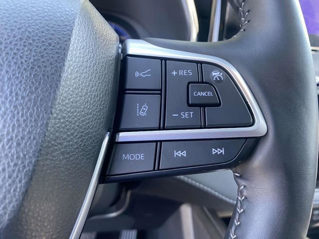 Used 2023 Toyota Highlander Platinum FWD image 24