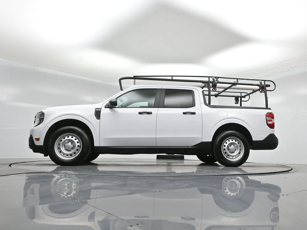 Certified 2025 Ford Maverick XLT w/ Equipment Group 302A image 22