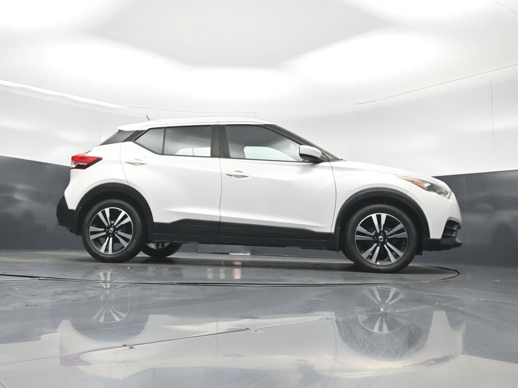 Used 2020 Nissan Kicks SV FWD image 45