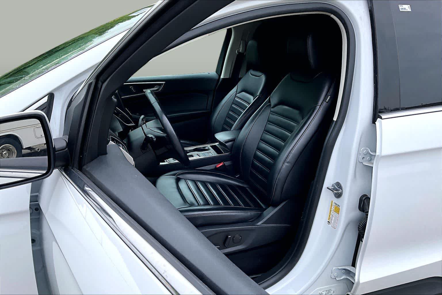 Certified 2024 Ford Edge SEL AWD/4WD image 9