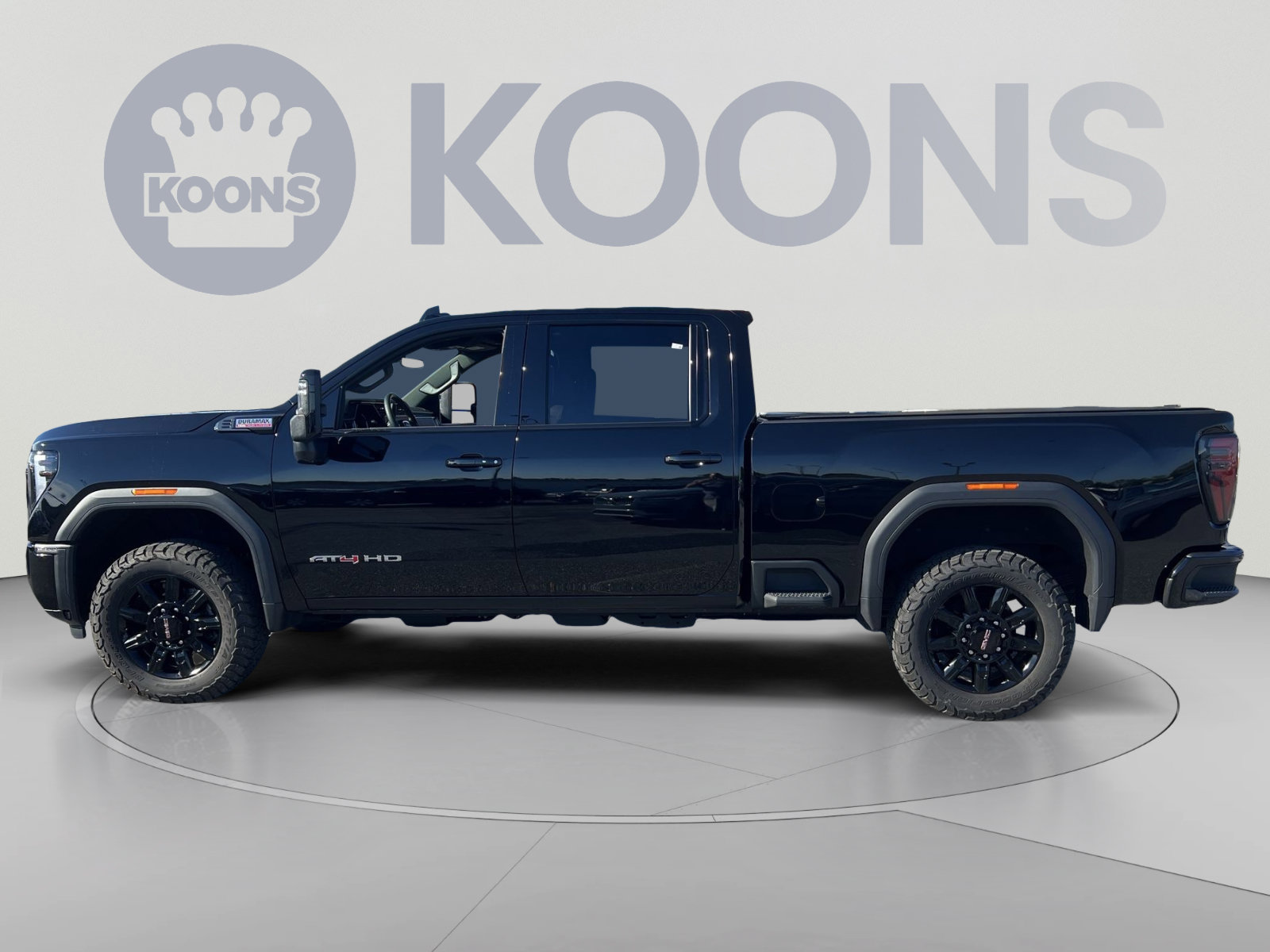 Used 2025 GMC Sierra 2500 AT4 w/ AT4 Premium Plus Package AWD/4WD image 2