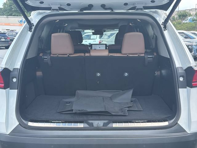 Used 2026 Toyota Grand Highlander AWD image 20