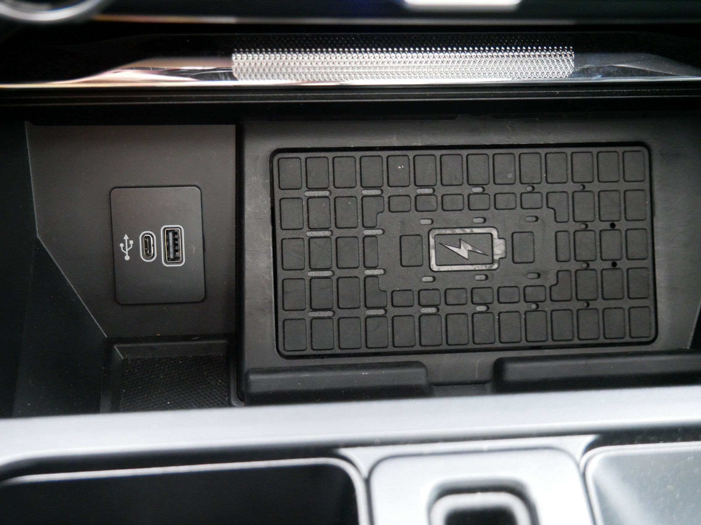 Certified 2025 Ford F150 Raptor AWD/4WD image 22