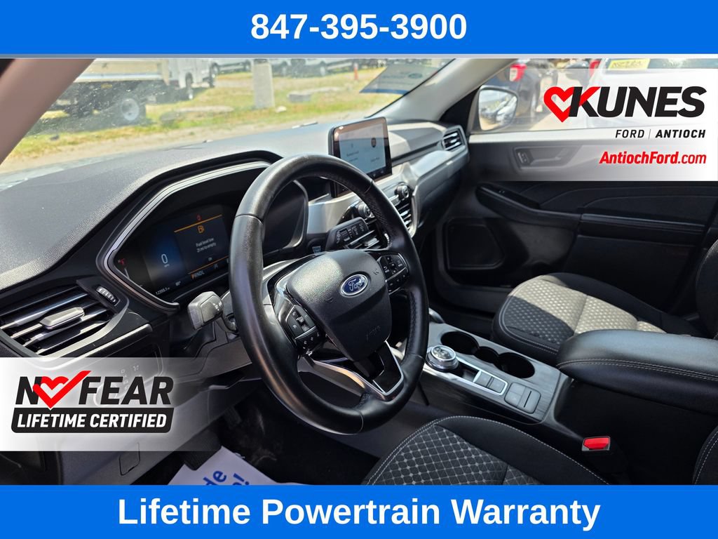 Certified 2025 Ford Escape Active AWD/4WD image 17
