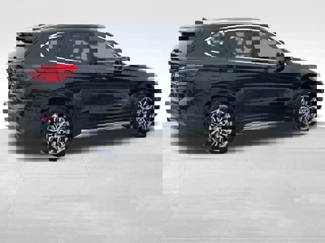 Used 2017 BMW X1 xDrive28i image 5