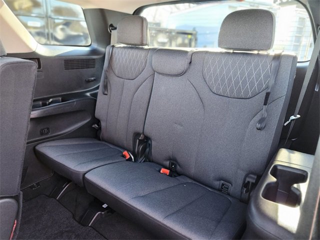 Used 2021 Hyundai Palisade SE image 17