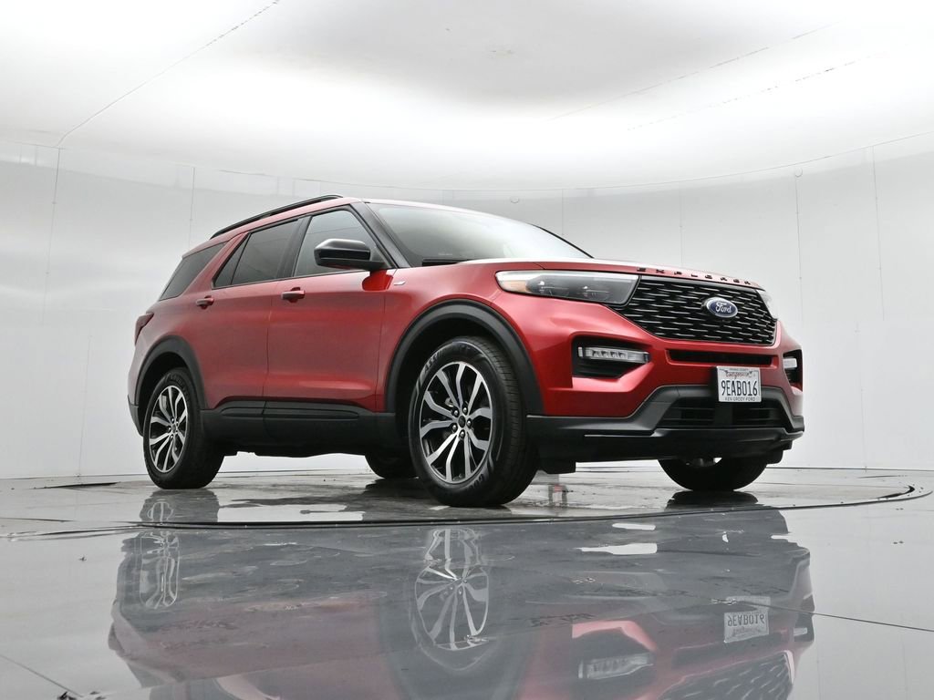 Certified 2022 Ford Explorer ST-Line w/ Class IV Trailer Tow Package image 51