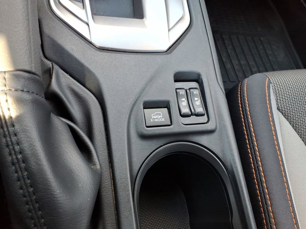 Used 2020 Subaru Crosstrek 2.0i Premium w/ Moonroof Package 2 image 25