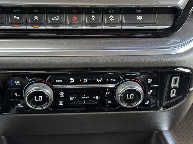 Used 2024 Chevrolet Silverado 1500 High Country w/ Technology Package AWD/4WD image 19