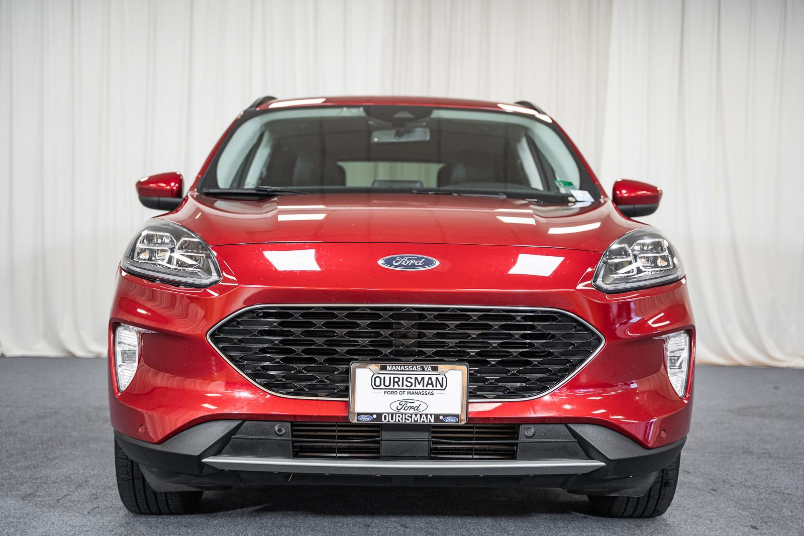 Certified 2022 Ford Escape Titanium image 2