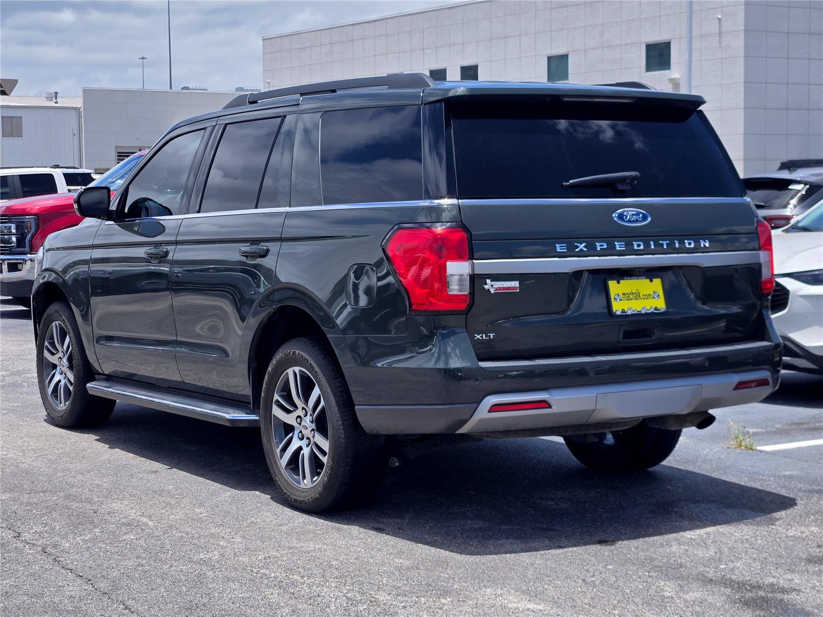 Certified 2023 Ford Expedition XLT RWD image 6