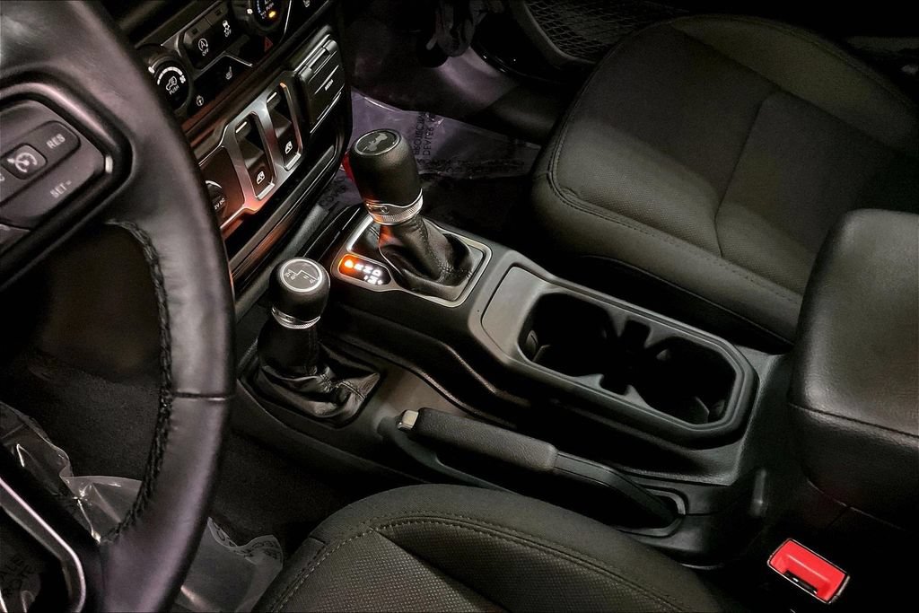 Used 2020 Jeep Wrangler Sport AWD/4WD image 16