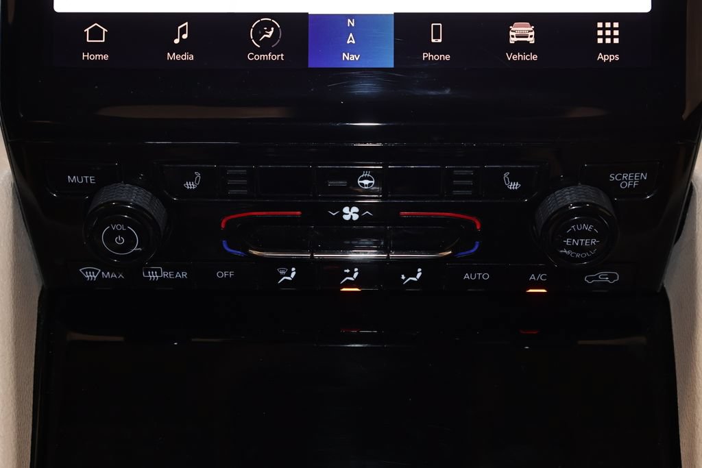 Used 2021 Jeep Grand Cherokee L Limited AWD/4WD image 34