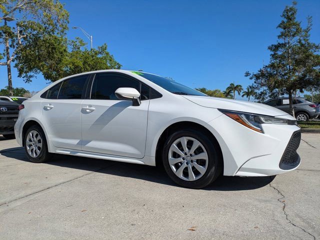 Used 2021 Toyota Corolla LE FWD image 7