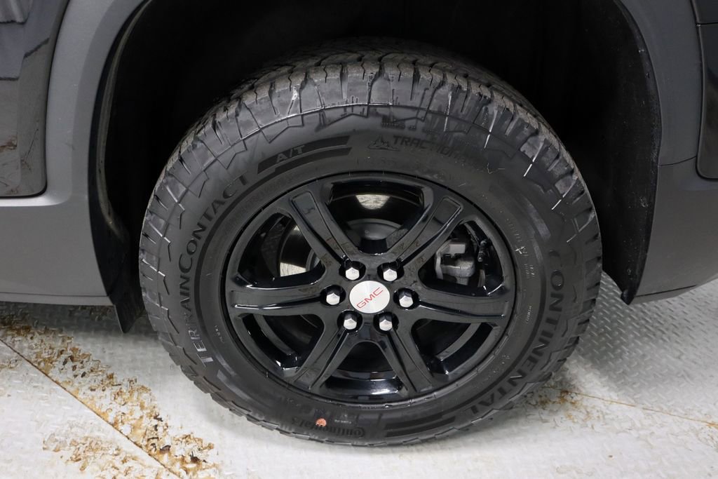 Used 2023 GMC Acadia AT4 w/ GMC Pro Grade Package AWD/4WD image 20