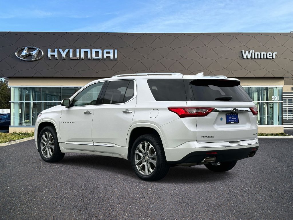 Used 2020 Chevrolet Traverse Premier w/ LPO, Floor Liner Package FWD image 2
