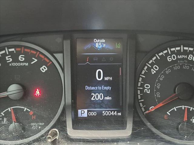 Used 2022 Toyota Tacoma SR w/ SR Convenience Package RWD image 9