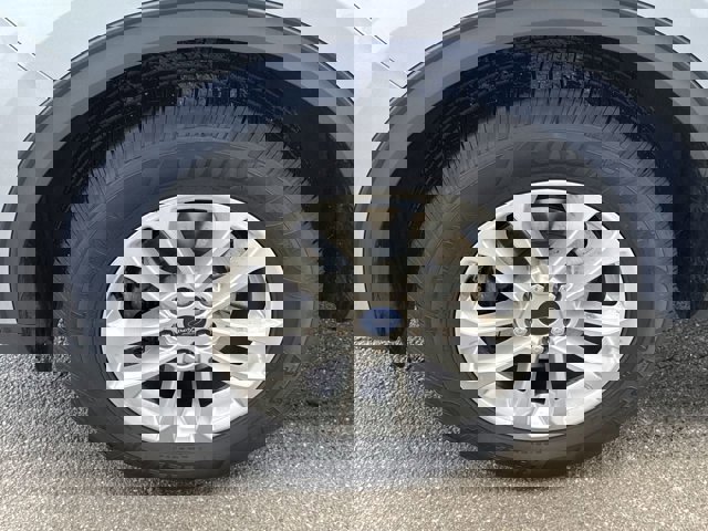 Certified 2022 Ford Escape SE w/ Cold Weather Package image 2