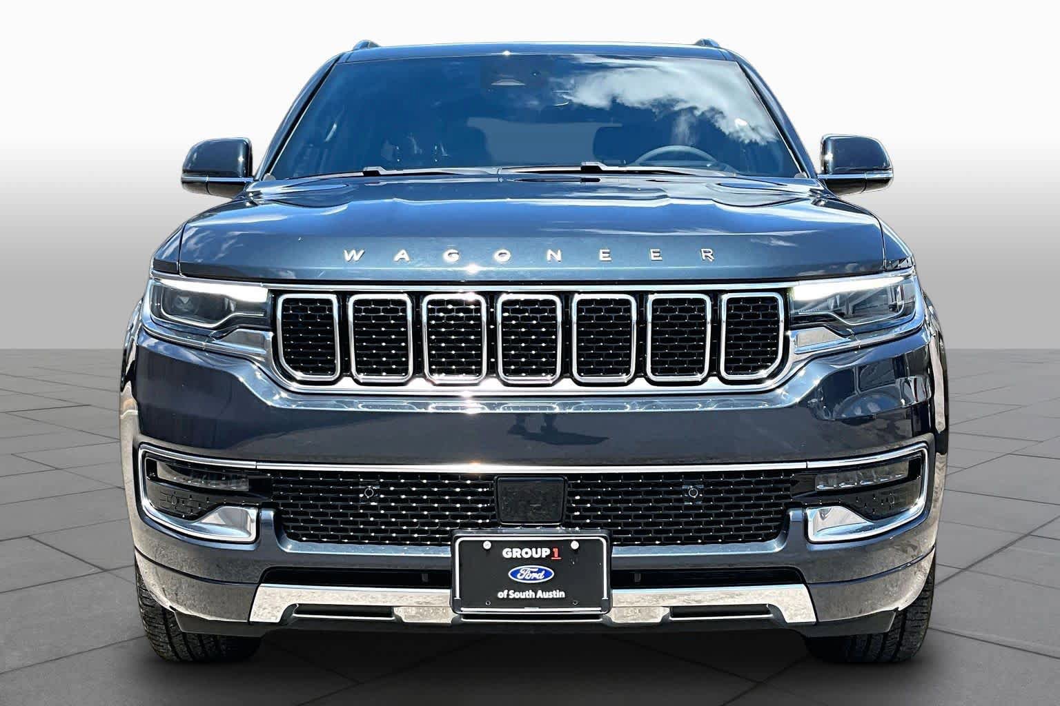 Used 2022 Jeep Wagoneer Series III AWD/4WD image 4