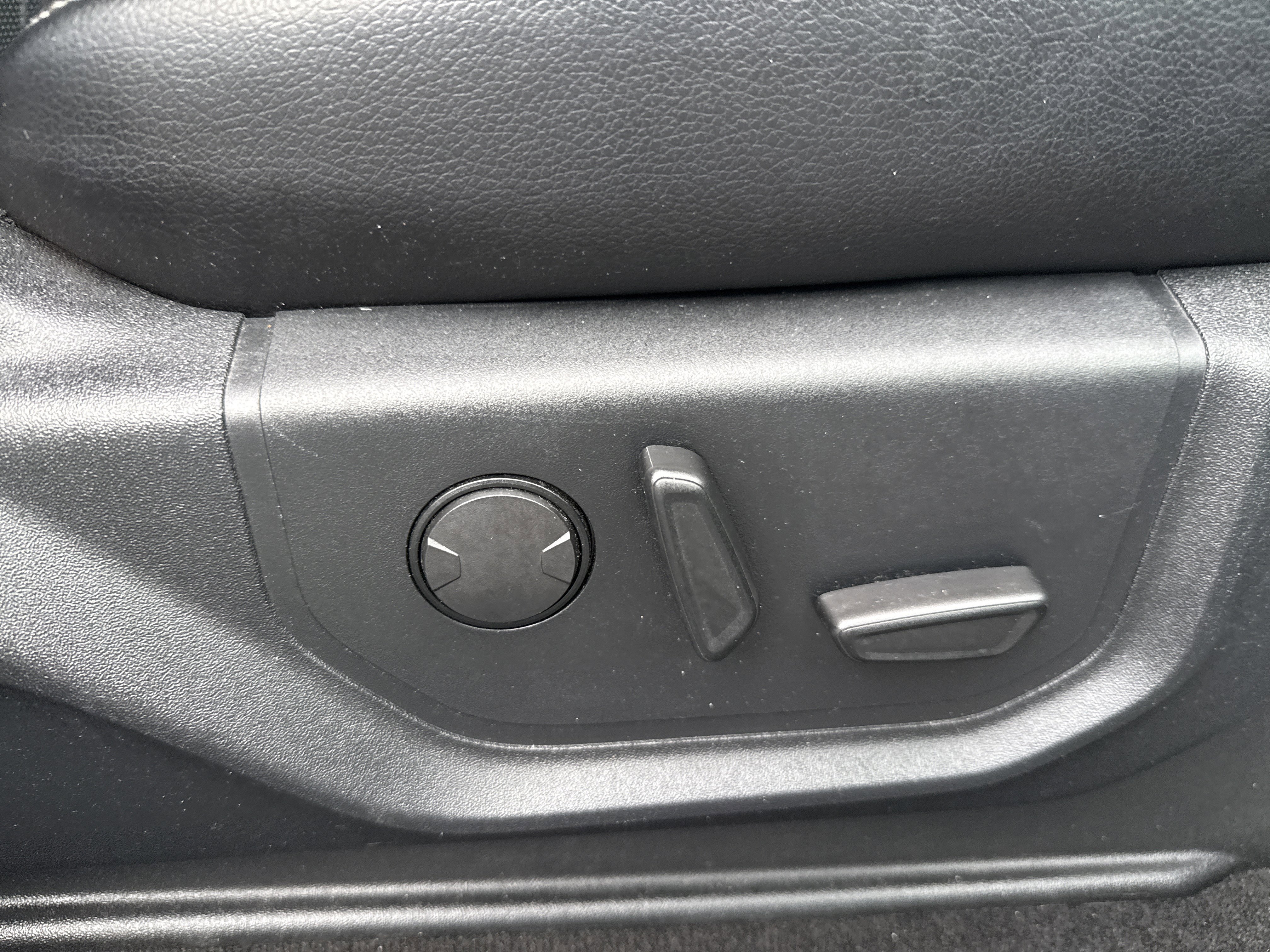 Certified 2019 Ford F150 Lariat AWD/4WD image 29