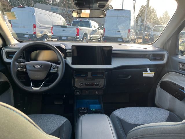 Certified 2025 Ford Maverick XLT w/ XLT Luxury Package image 12