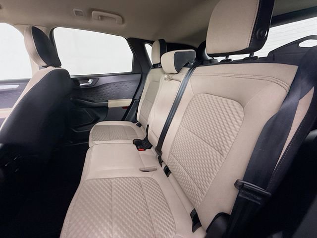 Certified 2020 Ford Escape SE image 24