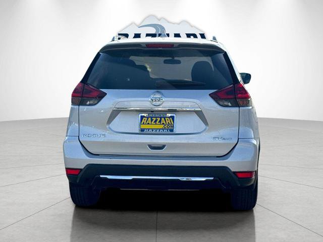 Used 2018 Nissan Rogue SV AWD/4WD image 4