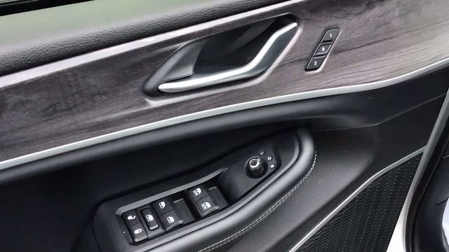 Used 2021 Jeep Grand Cherokee L Limited image 17