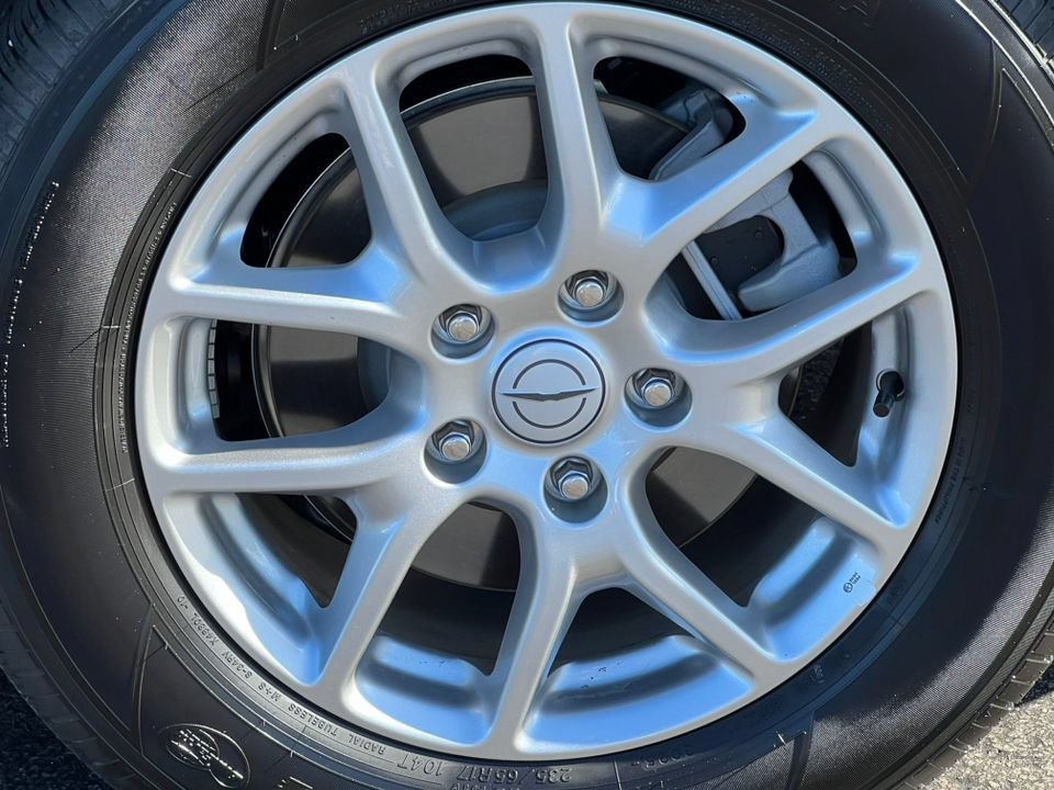 Used 2026 Chrysler Pacifica Select FWD image 8