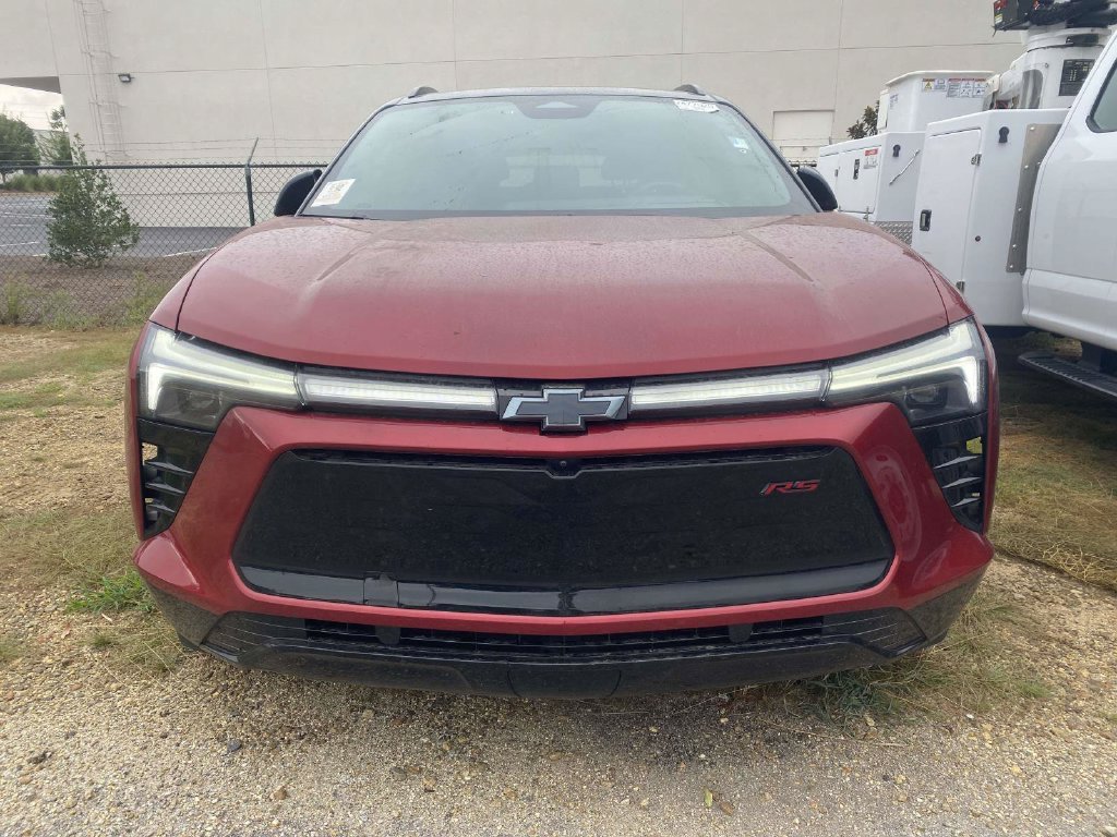 Used 2025 Chevrolet Blazer EV RS AWD/4WD image 2