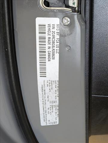 Used 2020 Chrysler Pacifica Touring-L w/ Advanced Safetytec Group AWD/4WD image 29