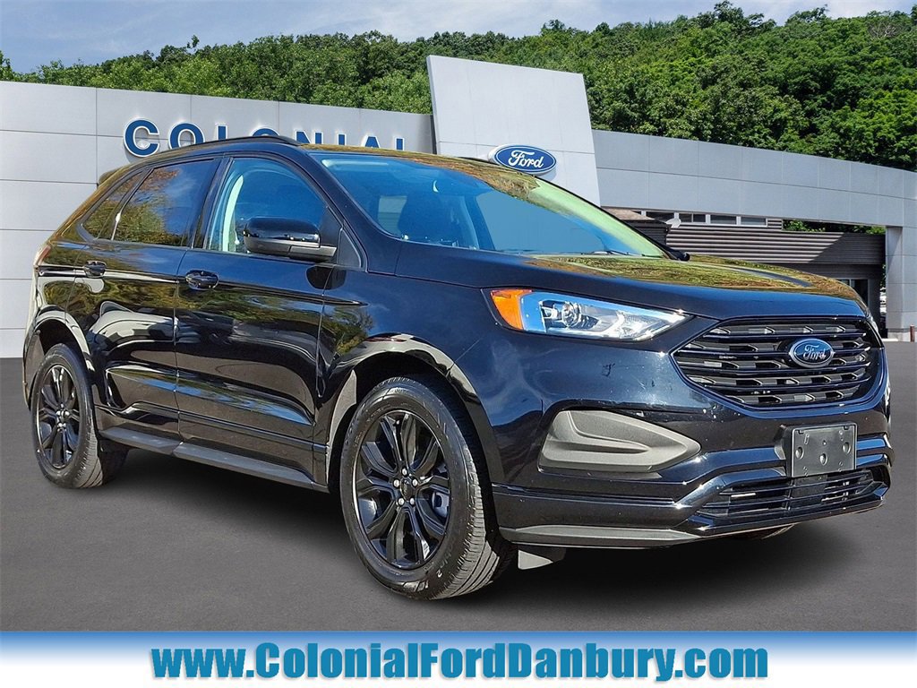 Certified 2022 Ford Edge SE w/ Black Appearance Package image 6