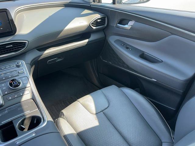 Used 2021 Hyundai Santa Fe Limited AWD/4WD image 17