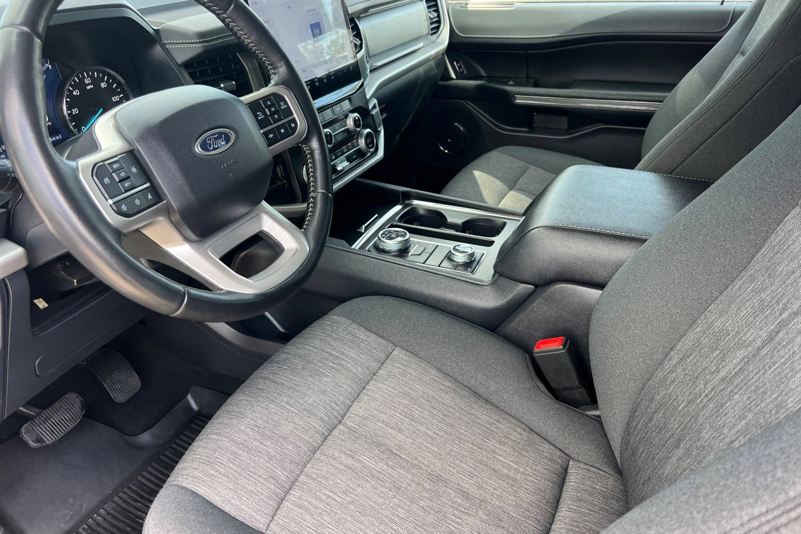 Certified 2024 Ford Expedition XLT AWD/4WD image 11