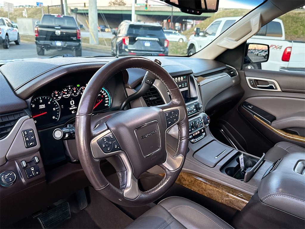 Used 2017 GMC Yukon Denali w/ Open Road Package image 11