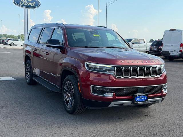 Used 2024 Jeep Wagoneer L Series II w/ Flexible Seating Group AWD/4WD image 3