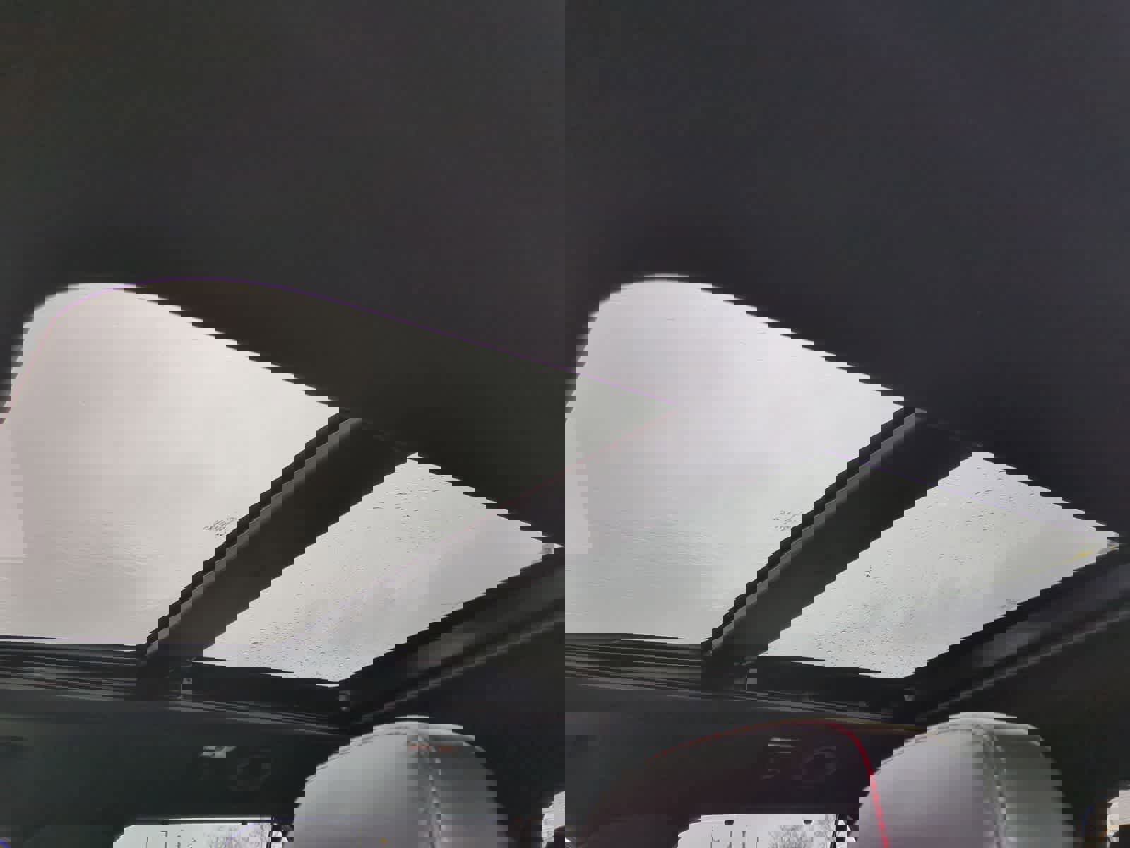 Certified 2025 Ford Explorer ST-Line w/ Premium Package image 19