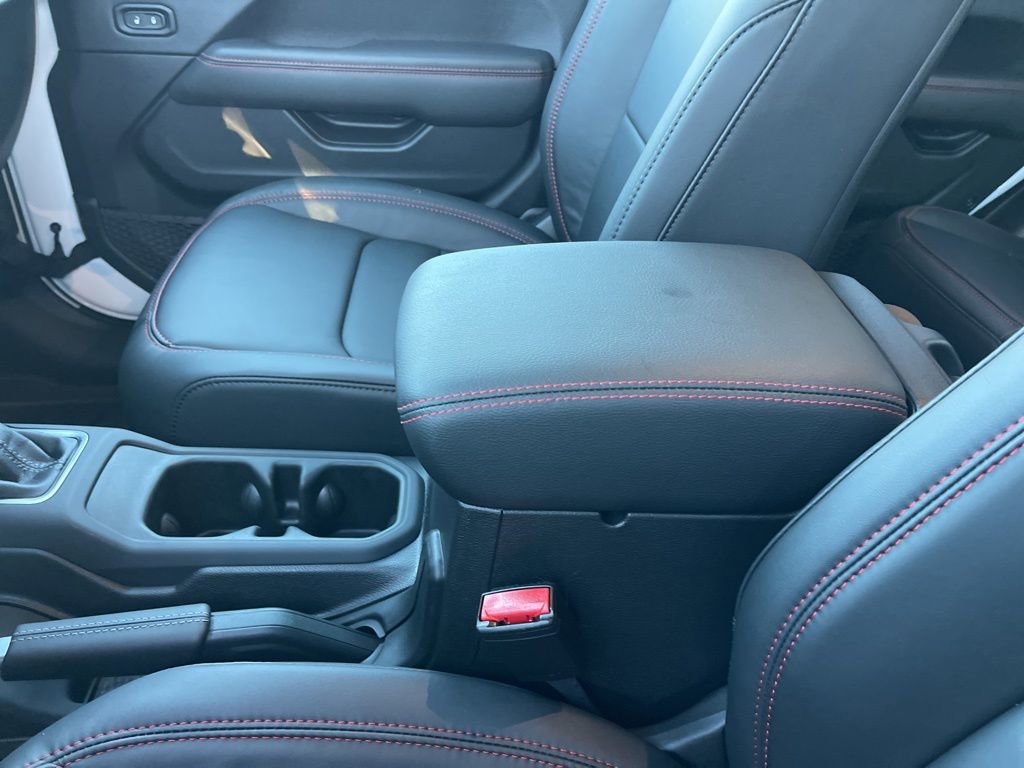 Used 2025 Jeep Gladiator Rubicon image 15