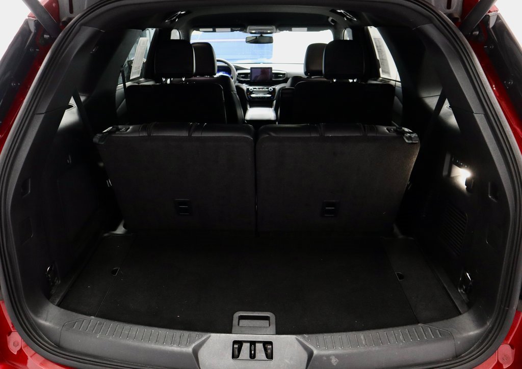 Certified 2022 Ford Explorer ST w/ Equipment Group 401A image 18