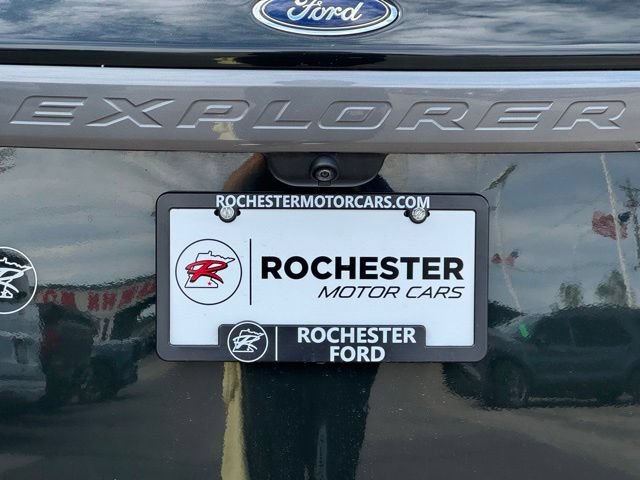 Certified 2023 Ford Explorer XLT w/ Equipment Group 202A AWD/4WD image 39