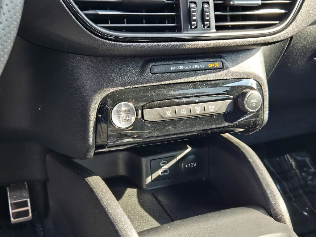 Certified 2023 Ford Escape ST-Line w/ Tech Pack #1 image 25