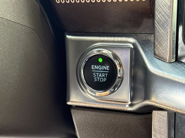 Certified 2022 Ford F150 King Ranch w/ Equipment Group 601A High AWD/4WD image 18