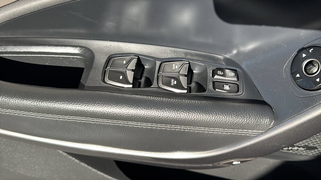 Used 2017 Hyundai Santa Fe Sport FWD image 19