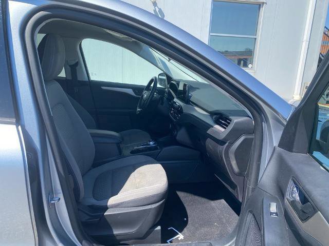 Certified 2022 Ford Escape SE w/ SE Sport Appearance Package AWD/4WD image 10